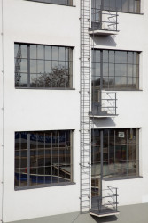 Caraa, Přestavba a dostavba továrního areálu AF BKK, s.r.o., foto