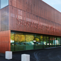 Dietger Wissounig Architekten, Sportovní hala St. Martin - foto