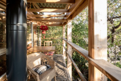 Rekonstrukce chaty YELLOW HUT, ARCHWERK / Hana Procházková, Martin Kloda, Petr Tůma