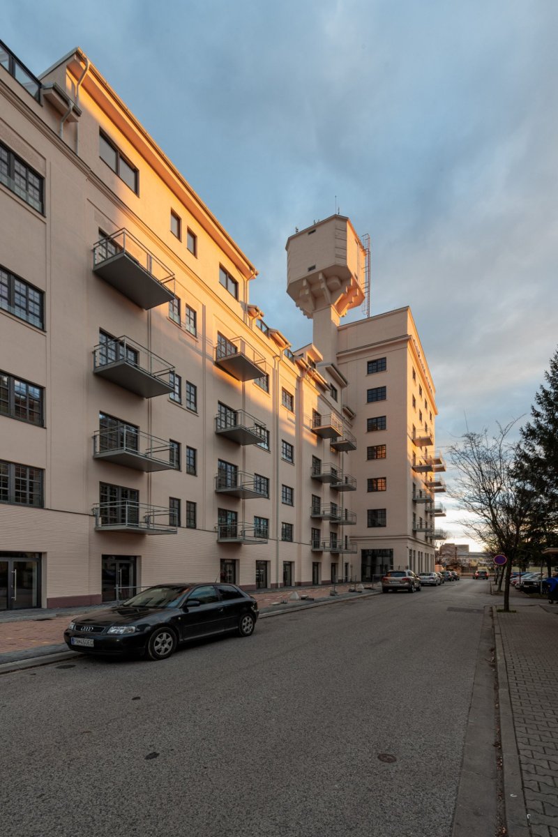 Konverze mlýna v Piešťanech od Pam Arch