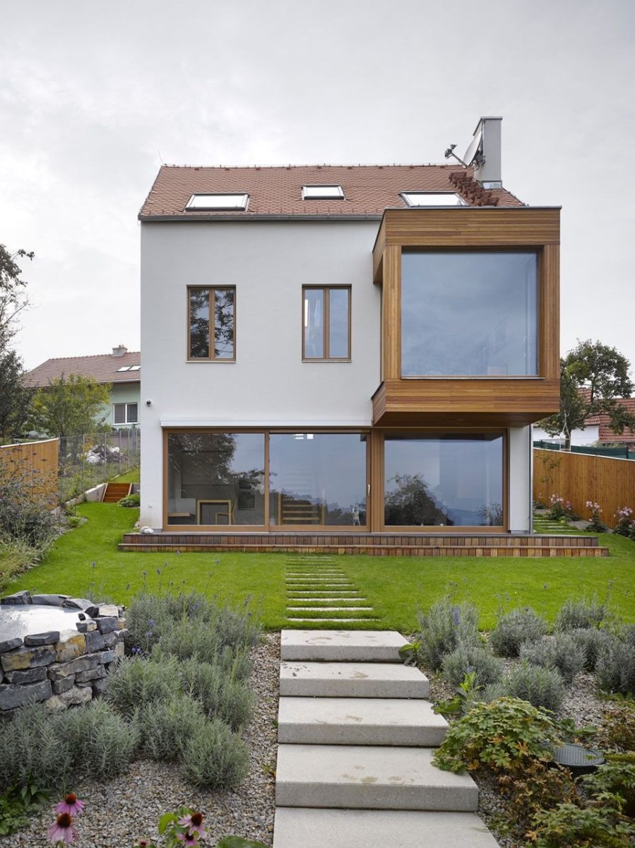 Jaroušek Rochová architekti, RD v Brně-Žebětíně - foto