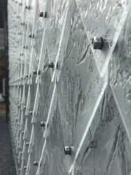 Sídlo firmy Lasvit v Novém Boru od architektonické kanceláře ov-a