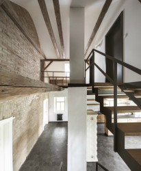 Rekonstrukce venkovského stavení v Borové, Studio Archiholik / Josef Pfeifer, Petra Belicová