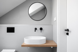 Iveta Langerová architekti navrhli rekonstrukci pražského rodinného domu, který se otevírá zeleni