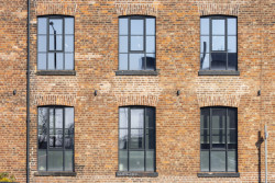 V realizaci Neptune Mill byl použit systém Aluprof MB-SLIMLINE.