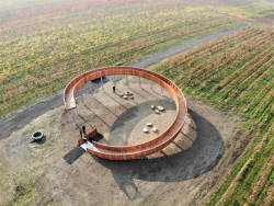 Stezka nad vinohrady, Keeo4design