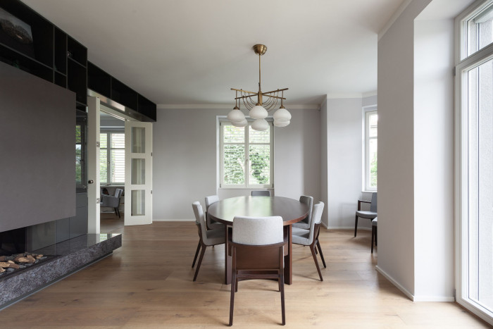 Rekonstrukce vily na Ořechovce v Praze, monom architekti