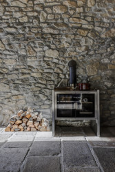 Roubenka Mezi lukami v Beskydech nedaleko Čeladné