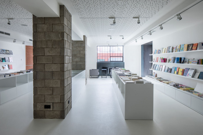 Zóna pro umění 8smička , OK PLAN ARCHITECTS - foto