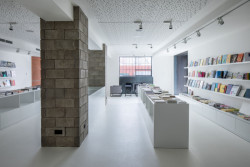 Zóna pro umění 8smička , OK PLAN ARCHITECTS - foto