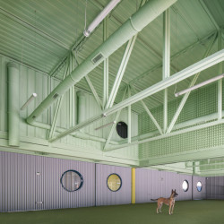 Educan Centrum od španělského studia Eeestudio