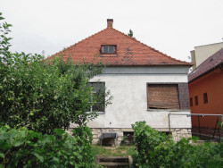 Vila na Janka Krála v Nitre – stav před rekonstrukcí