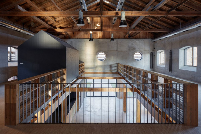 Kotelna Libčice, Ateliér Hoffman