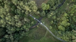 Lávka přes Dřetovický potok, Aoc architekti + Kloknerův ústav ČVUT v Praze (Ondřej Císler a Petr Tej)