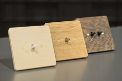 Páčkové vypínače a zásuvky NEXA