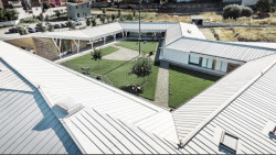 Dětský hospic v Katánii od florentského studia FRONTINITERRANA