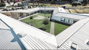 Dětský hospic v Katánii od florentského studia FRONTINITERRANA