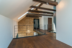 Dům pro Vysočinu, Radek Hadrbolec