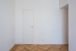 Dohromady má 85 metrů čtverečních. (Rekonstrukce bytu v Praze, BY architects)