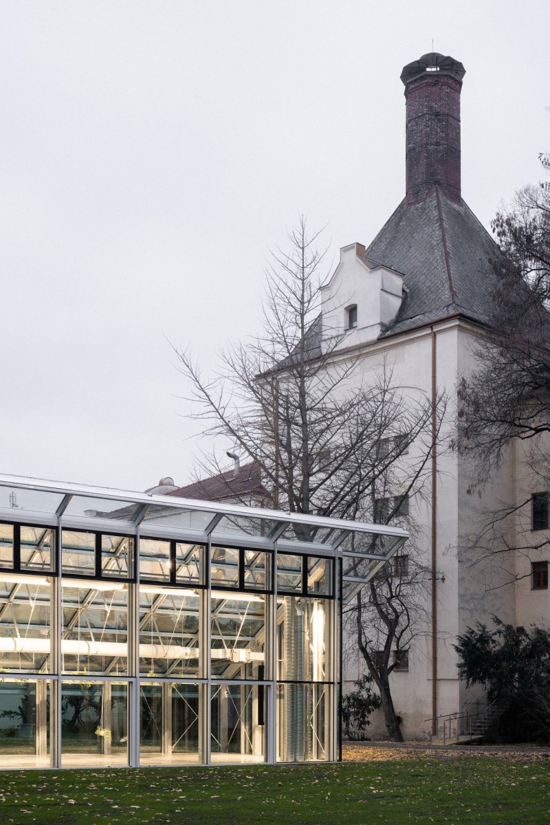 Architekti ze studia Chybík + Krištof obnovili slavný Mendelův skleník v Brně