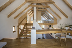 Rodinný dům Nový Šaldorf, Létající inženýři