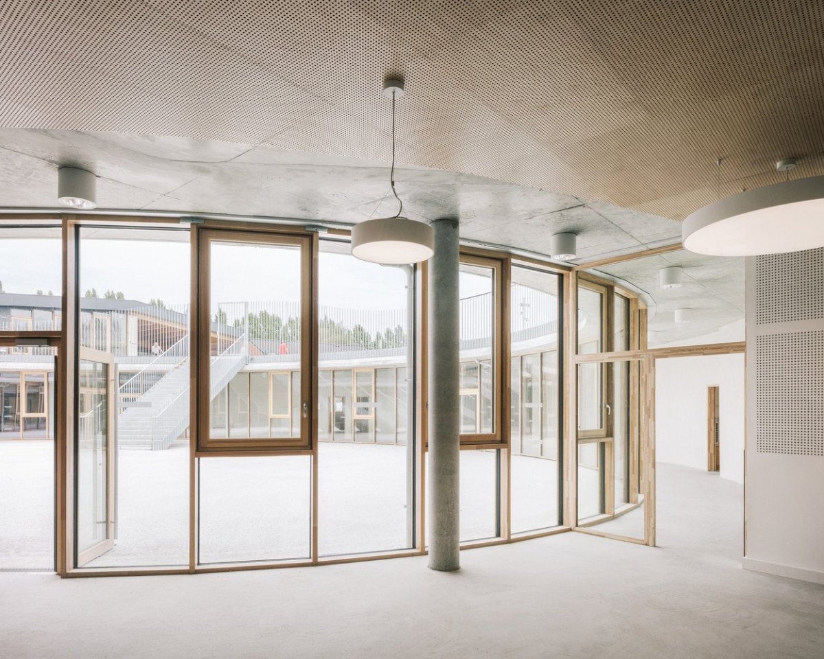 Jean Rostand School, SAM architecture