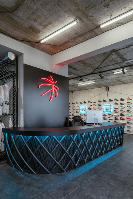 BasketSHOP, PANIKHORN / Adam Horn, Václav Páník	