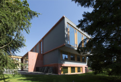 Přístavba školy ve Studenci, CHRAMA