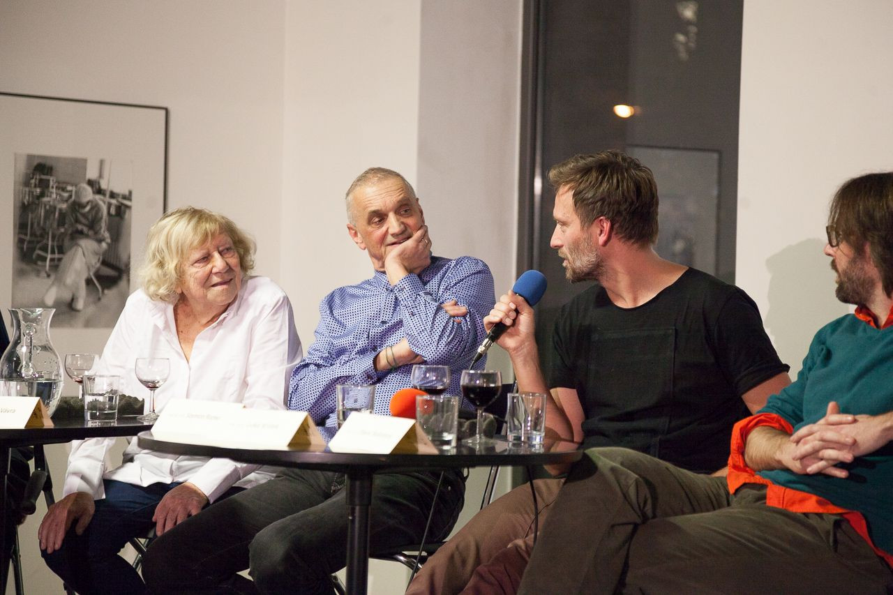 u příležitosti vydání publikace Architekti.cz se s předními osobnostmi české architektury diskutovalo 9. 12. 2015 v Brně, foto