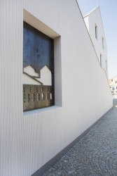 Přestavba samoobsluhy od ateliéru Létající inženýři