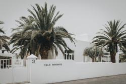 Při budování vily na Lanzarote si byla architekta Radka Valentová z architektonického studia OOOOX sama sobě klientkou. (Villa Amonita na Lanzarote, OOOOX)