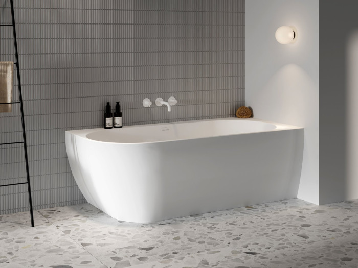 Pro postavení vany do rohu je vhodná vana Freedom Corner, která umožňuje využít hned dvě strany pro odkládání předmětů. 