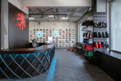 BasketSHOP, PANIKHORN / Adam Horn, Václav Páník	