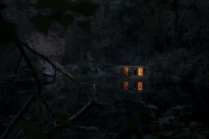 Plující sauna Lom od ateliéru Hra