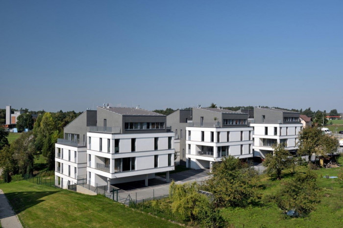 BD Krásnopolská, ATELIER 38