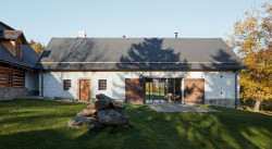 Lenka Míková, rekonstrukce usedlosti v Jižních Čechách