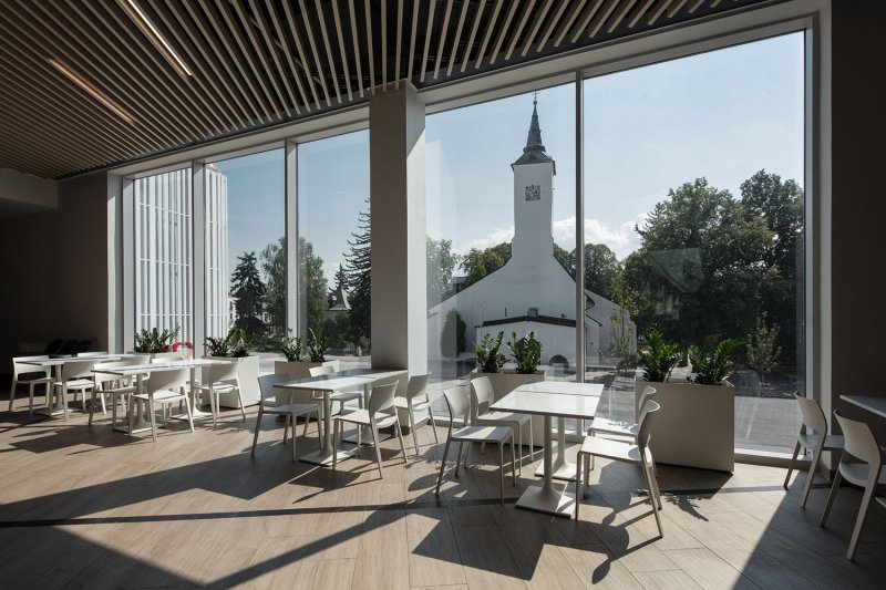 Přestavba obchodního domu Prior na Galérii Martin od A8000