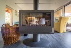 Dům Bernau, Labor13.