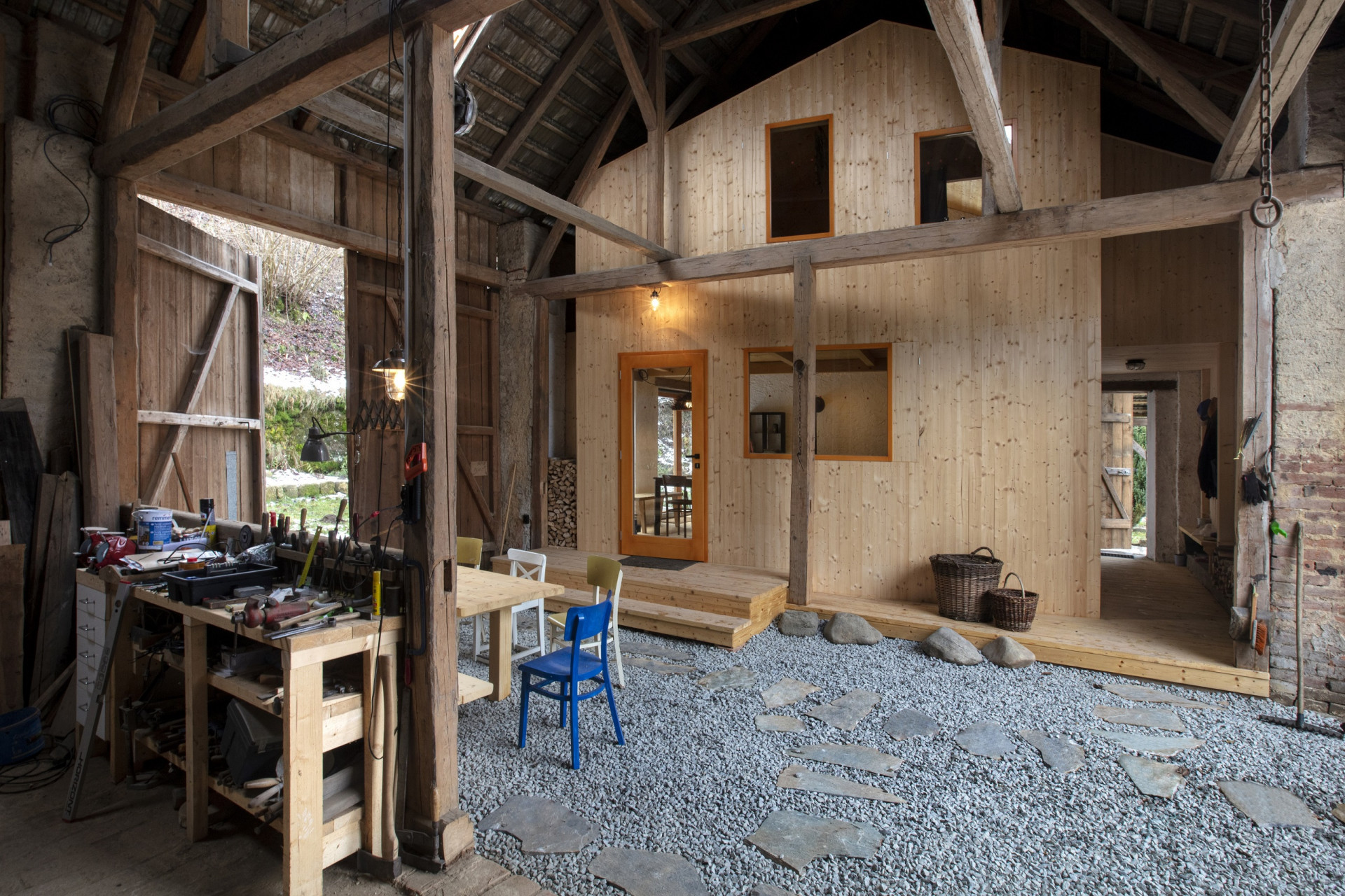 Útulna ve stodole ve Velkém Újezdu od Atelieru Pelcl