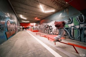 Vltavská Underground 2, U/U studio: Mezi chodci a překážkami nejsou bariéry