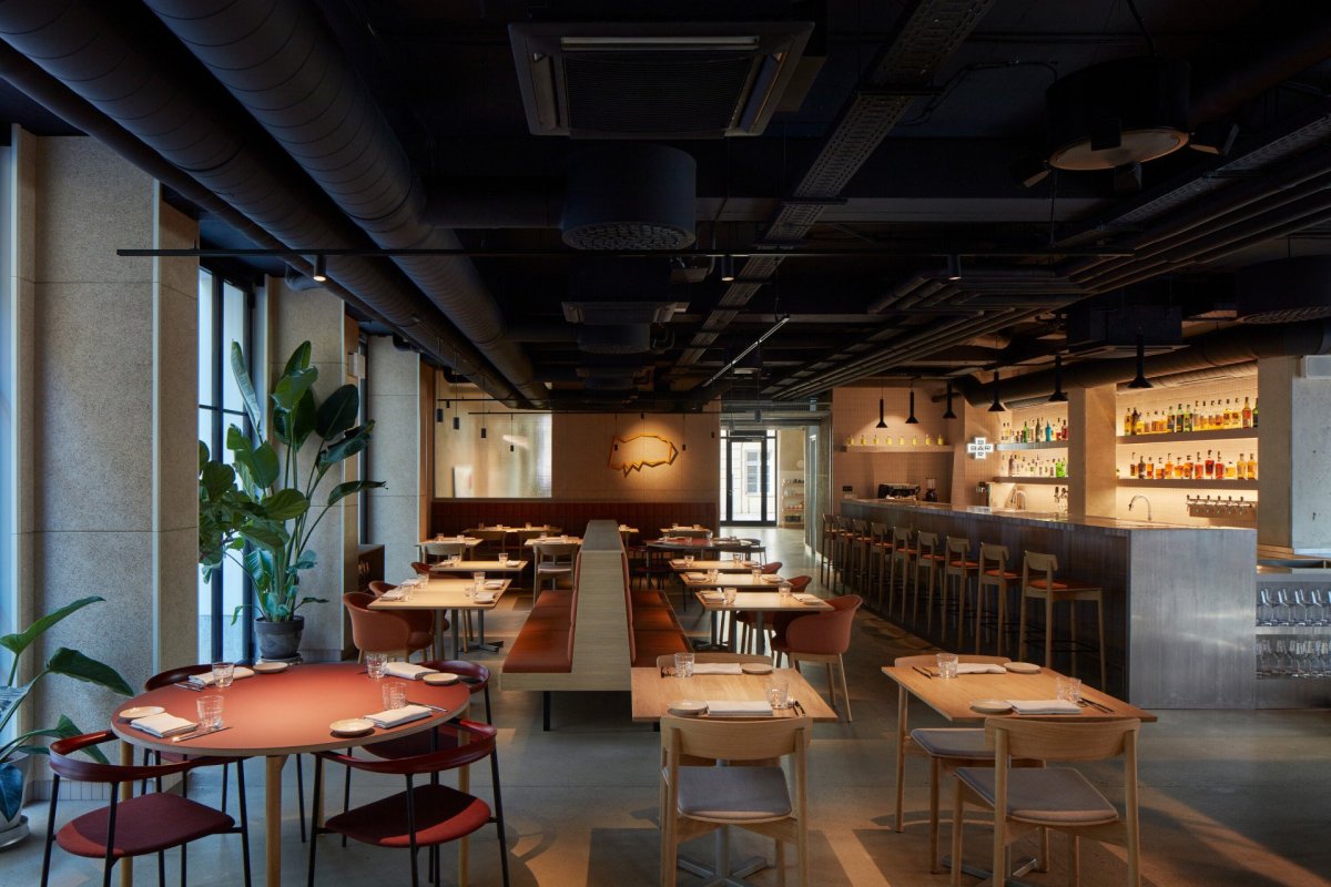 Restaurace Alma
(Alma, 
Neuhäusl Hunal)