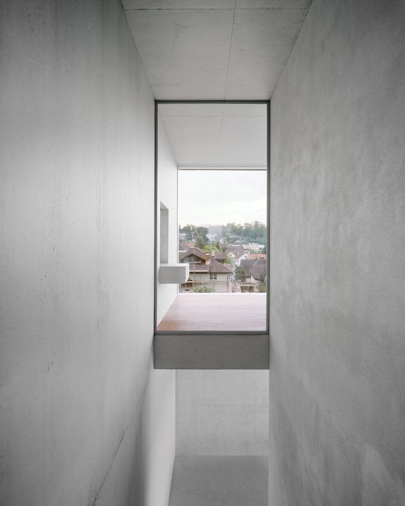 House B, E2A
