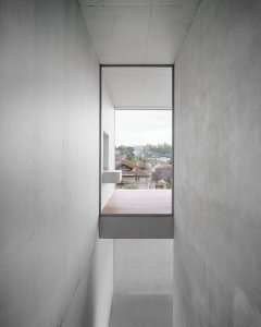 House B, E2A