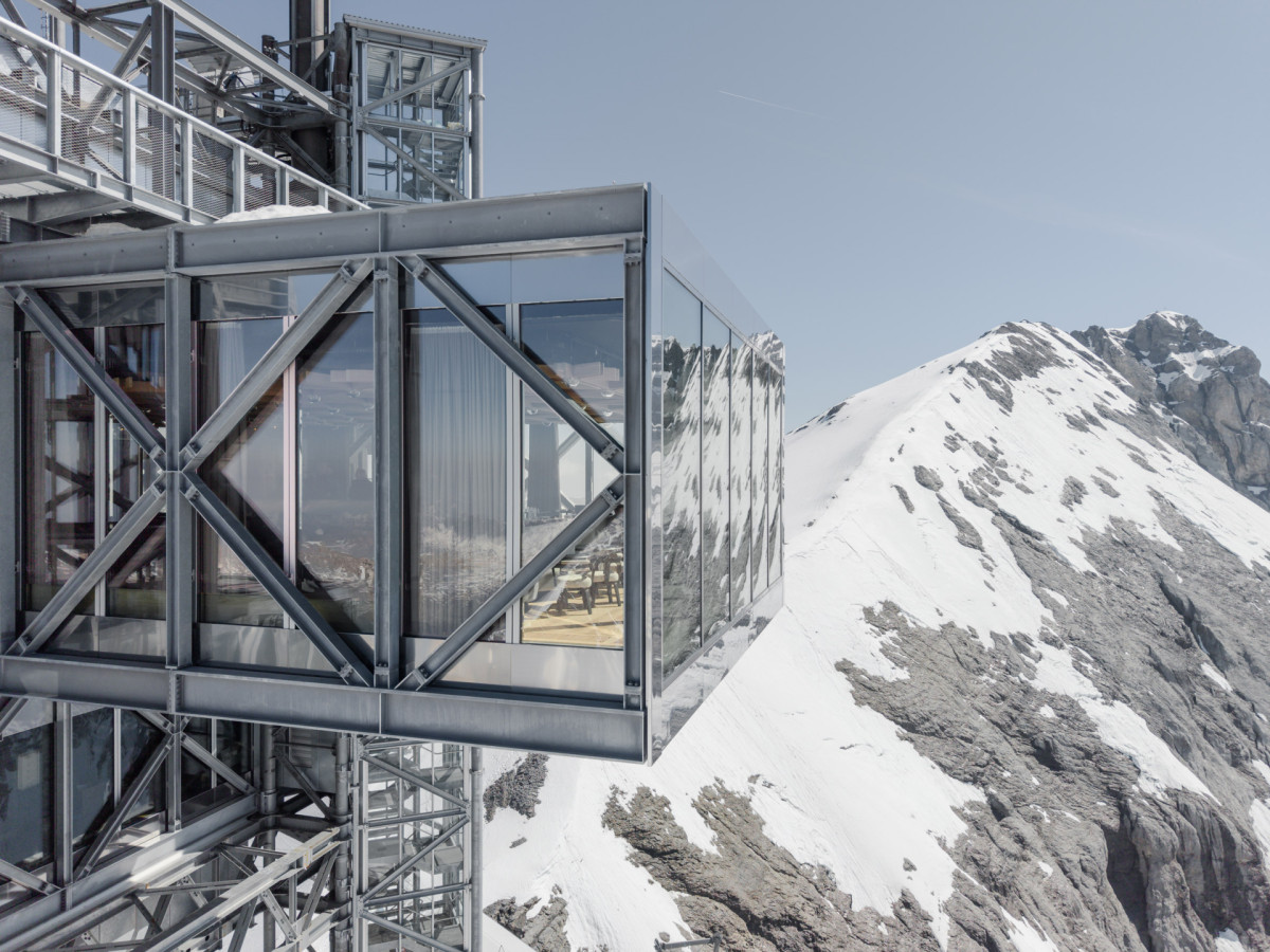 Titlis Tower ve výšce 3200 metrů.