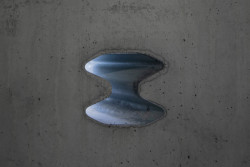 Parkovací dům od Zdeňka Fránka v Dolních Břežanech