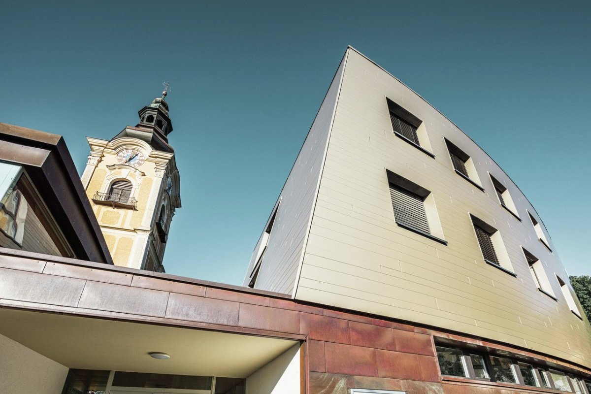 Architekti ze studia Nussmüller Architekten navrhli nové studentské koleje v rakouském Leobenu