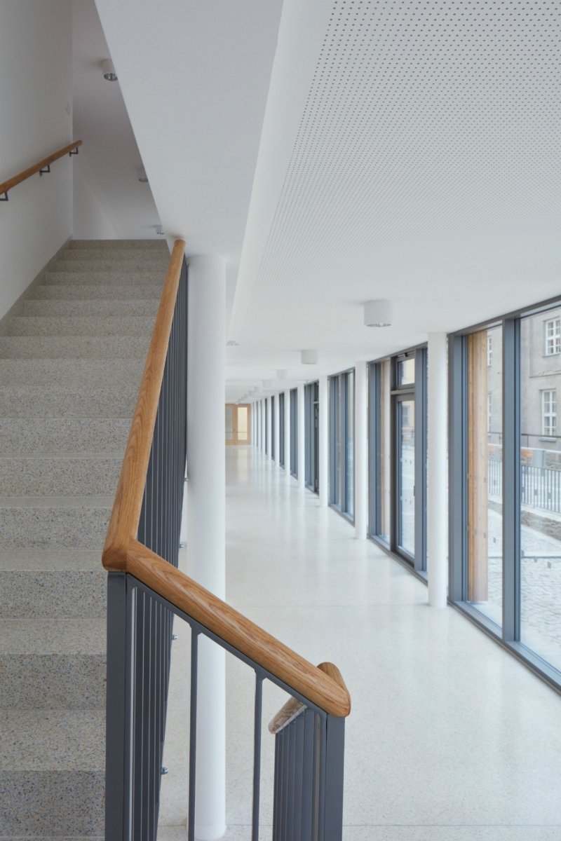 Přístavba Katolického gymnázia v Třebíči, Ateliér Tišnovka