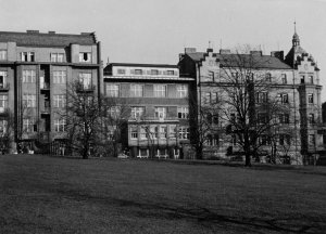 Laichterův dům od Jana Kotěry naproti Riegrovým sadům, jeden z nejkrásnějších domů Vinohrad. 