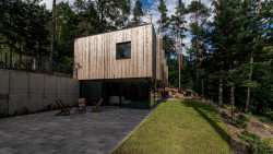 Dům ve Skrejši, Refuel works / Zbyněk Ryška, Jan Skoupý, Libor Šupler