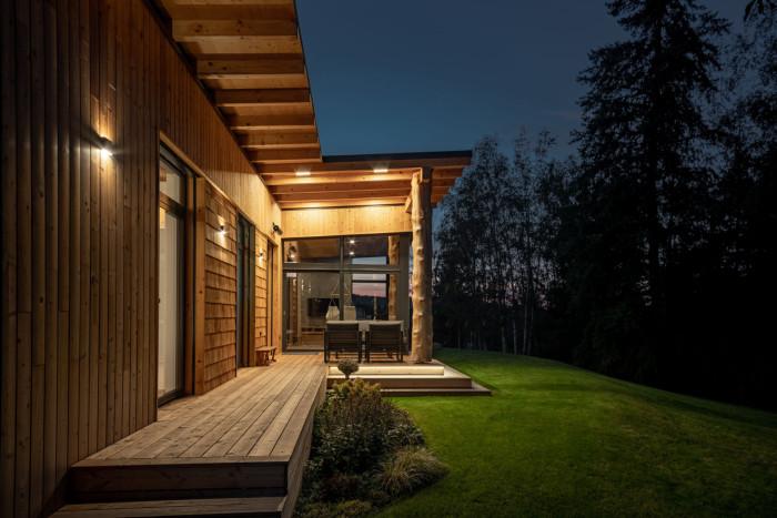 Dům se sloupy z douglasky, ARCHCON atelier - foto